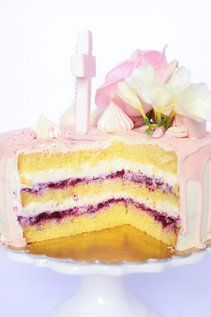 tort biała czekolada- malina, przepis na tort komunijny z malinami Orchideli