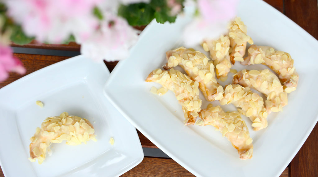 orchideli, rogaliki z owacami, słodki stół, sweet table, przepis na rogaliki, jak zrobić rogaliki, szybki przepis na ciasto
