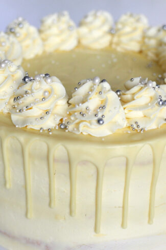 Tort jabłkowy z orzechami orchideli, przepis na tort, ciasto na święta