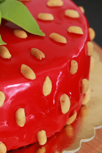 orchideli, tort truskawka, przepis na tort truskawkowy, dla dziecka, bez lukru, bez masy cukrowej