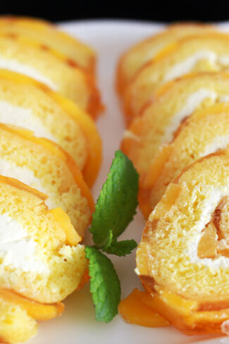 orchideli, przepis na roladę brzoskwiniową, przepis na wielkanoc, rolada z galaretką