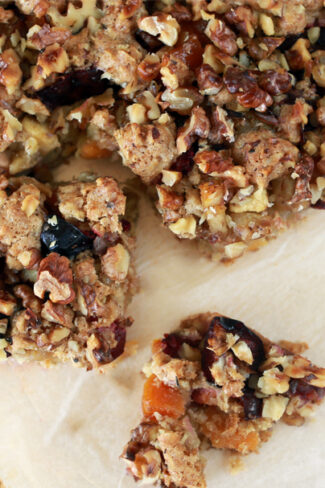 orchideli, przepis na szybkie ciasto owocowe z orzechami, ciasto ze śliwkami, ciasto z jabłkami