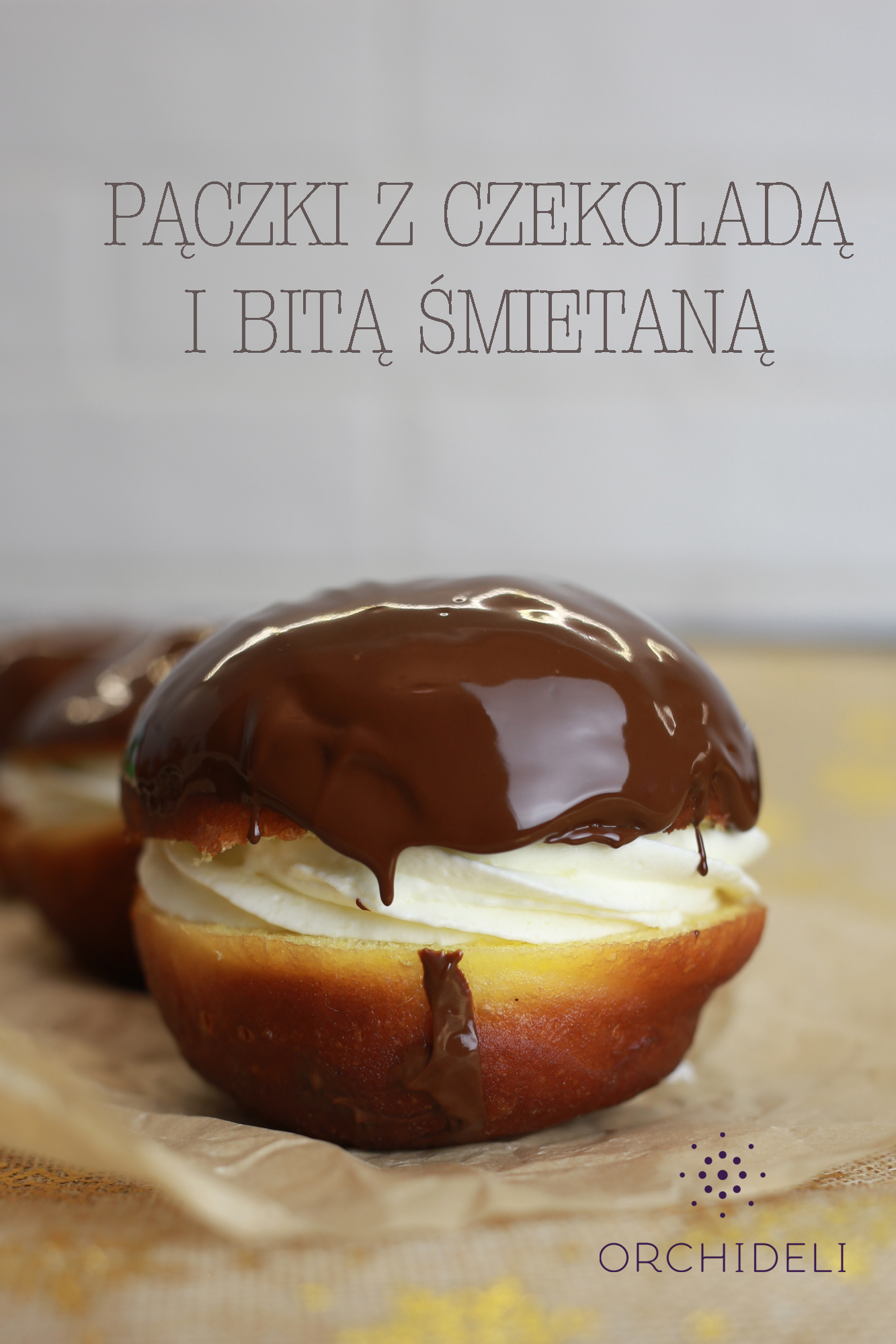 orchideli, przepis na pączki z czekoladą i bitą śmietaną