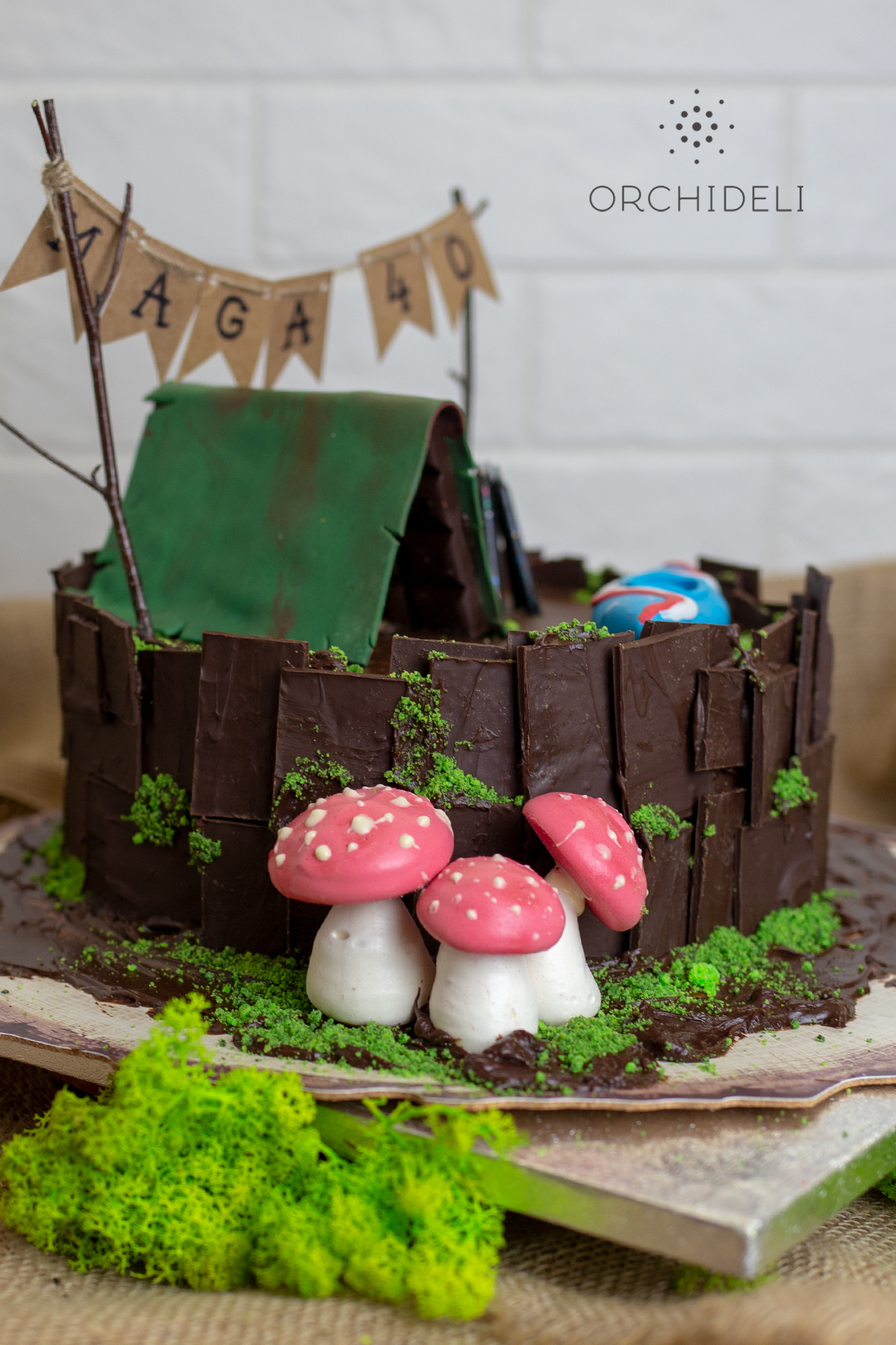 orchideli, Tort czekoladowo-orzechowy, tort z namiotem, tort dla mężczyzny, tort dla dziadka