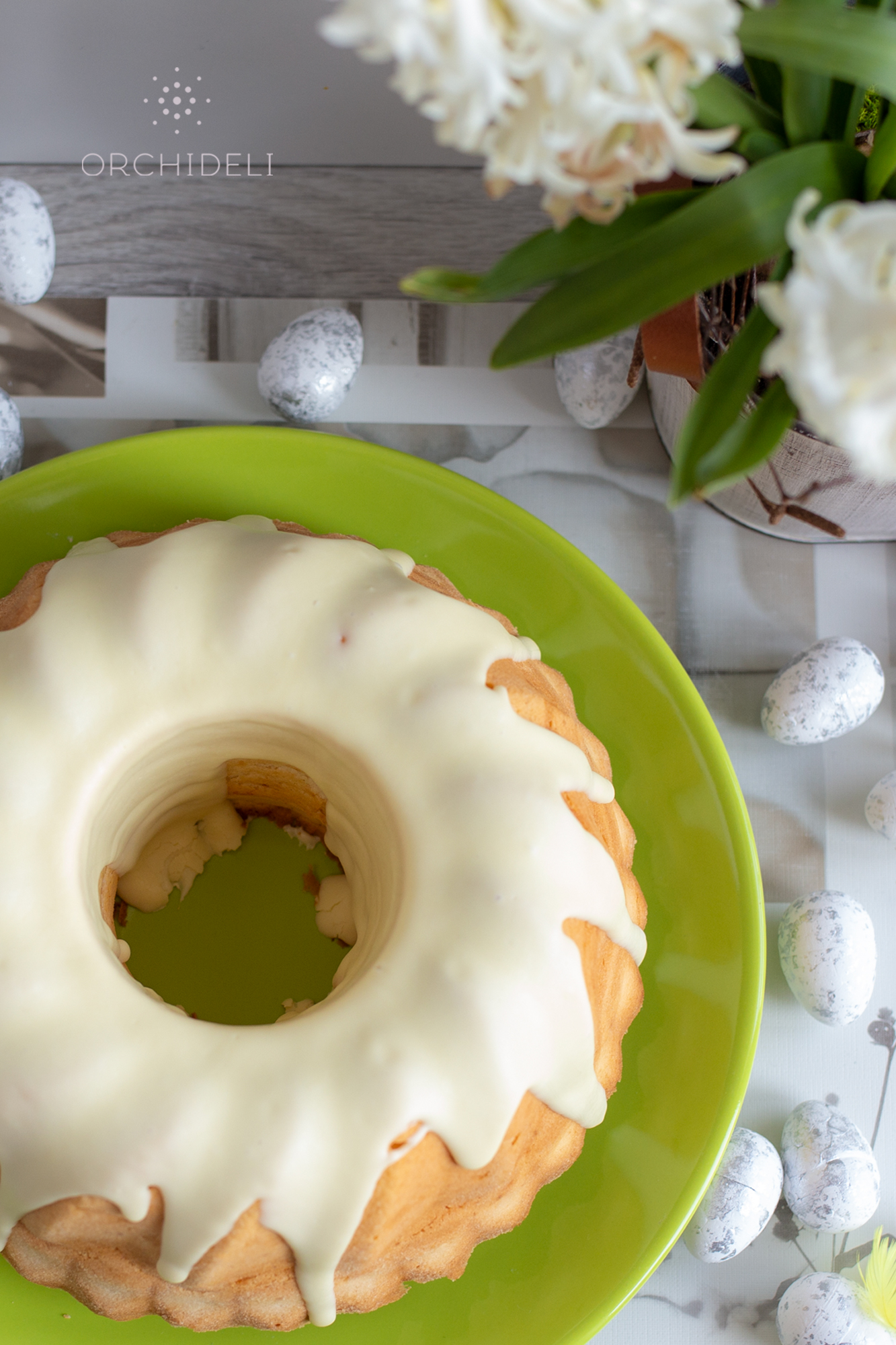 orchideli, przepis na babkę malinową na białkach, prosta babka wielkanocna