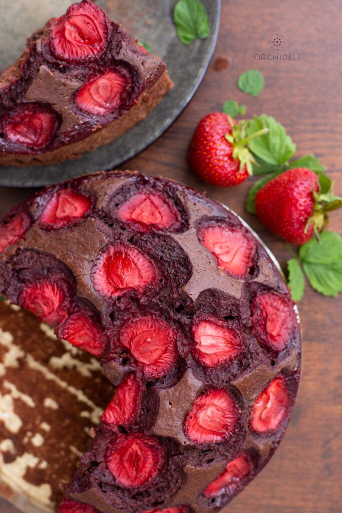 prosty przepis na ciasto czekoladowe z truskawkami orchideli 