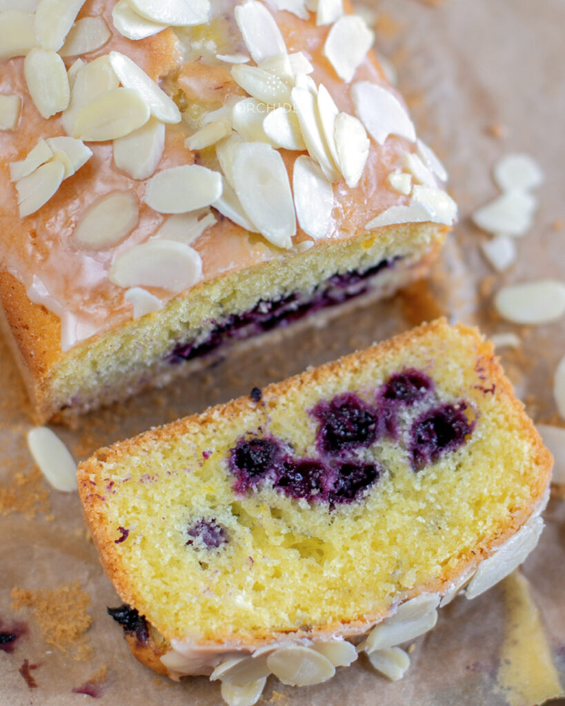 szybkie ciasto z jagodami orchideli