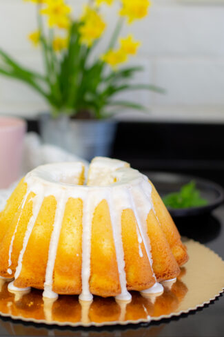 prosta babka wielkanocna, babka majonezowa przepis na babkę orchideli