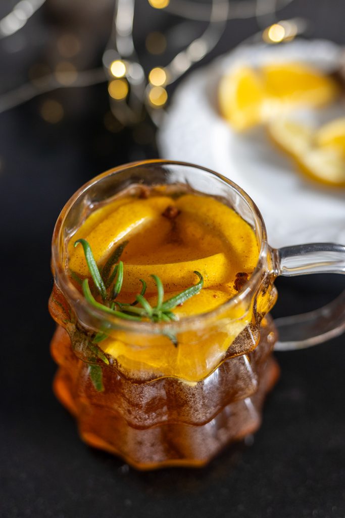 przepis na herbatkę z miodem i pomarańczami, herbatka zimowa Orchideli 