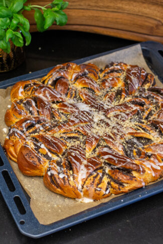 przepis na makową gwiazdę, ciasto drożdżowe z makiem Orchideli