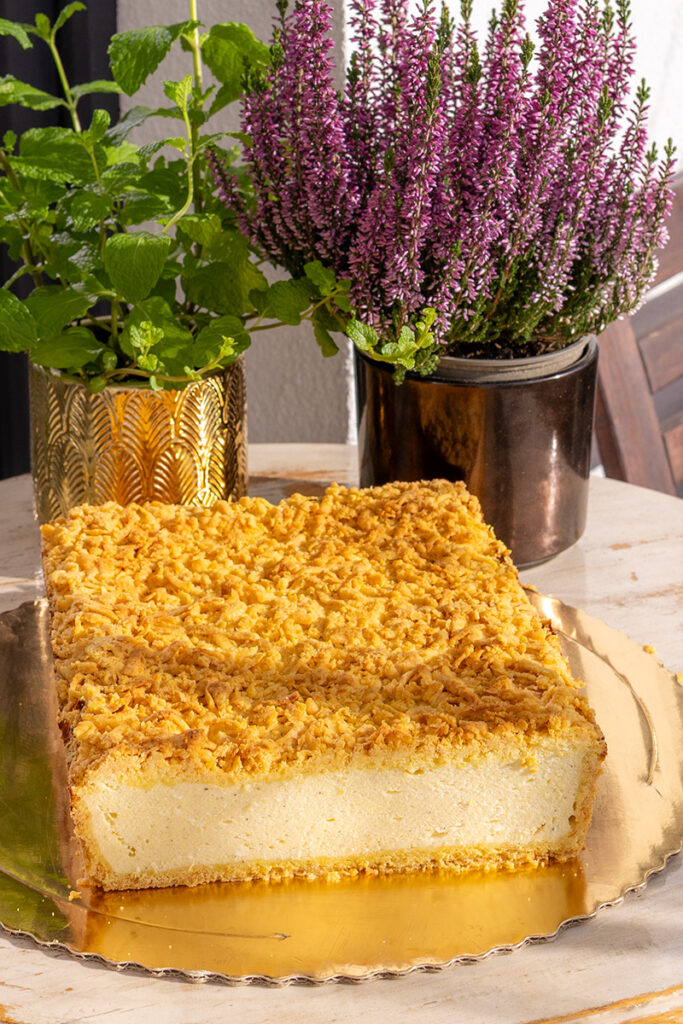 przepis na tradycyjny sernik na kruchym spodzie Orchideli