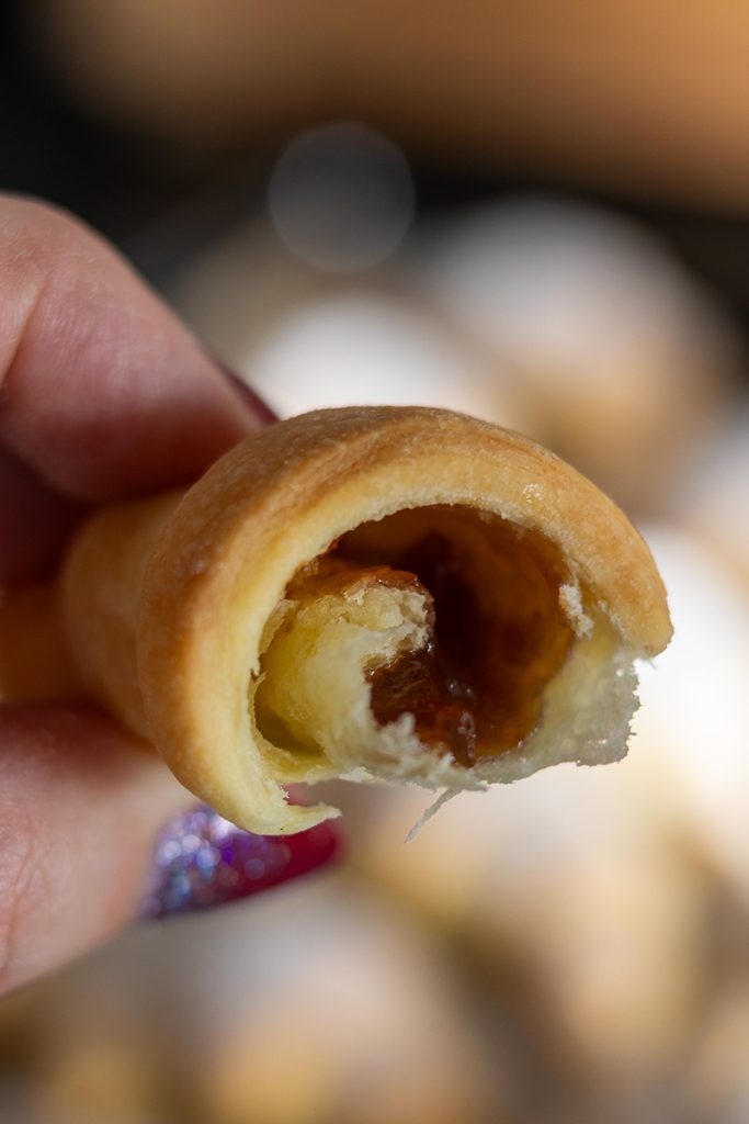 przepis na rogaliki zatapiane, drożdżowe rogaliki z marmoladą, Orchideli