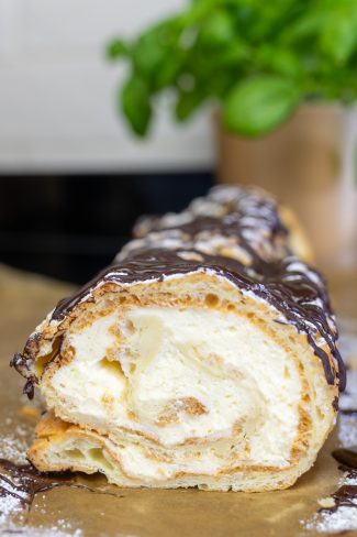 przepis na roladę karpatkową, ptysiową, eklerkową z kremem Orchideli